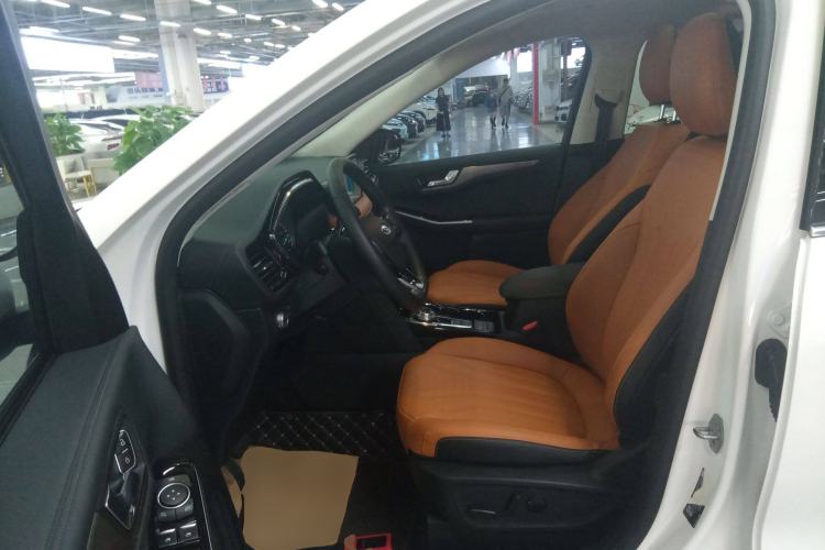 Used Ford Escape 2020 EcoBoost 245 Two-Wheel-Drive Titanium Edition Left Front Seat