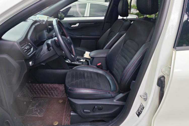 Used Ford Escape 2020 EcoBoost 245 Four-Wheel Drive ST-LINE Deluxe Edition Left Front Seat