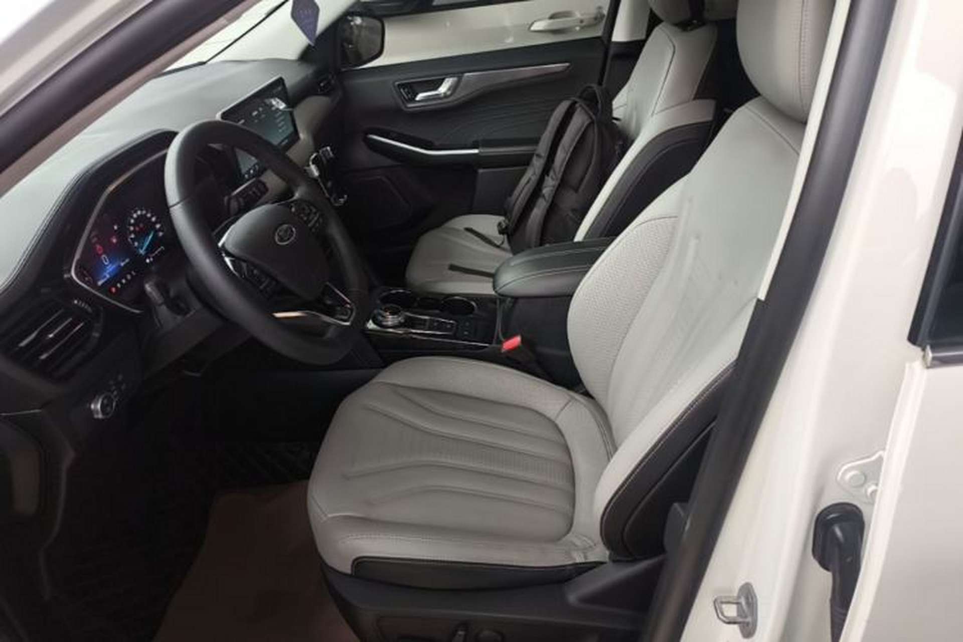 Used Ford Escape 2020 EcoBoost 245 Two-Wheel-Drive Titanium Edition Left Front Seat
