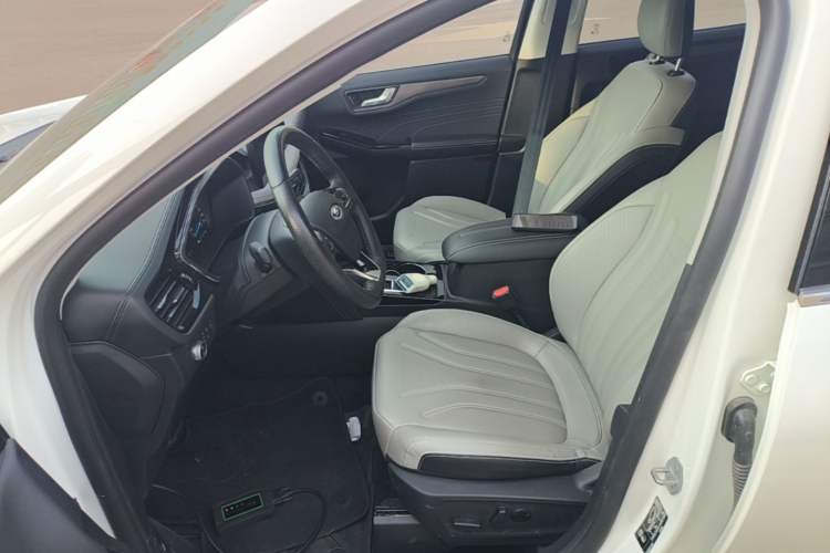 Used Ford Escape 2020 EcoBoost 245 Two-Wheel-Drive Titanium Edition Left Front Seat