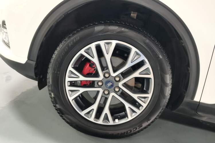 Used Ford Escape 2020 EcoBoost 245 Two-Wheel Drive Smart & Enjoyment Model Left Front Wheel Hub