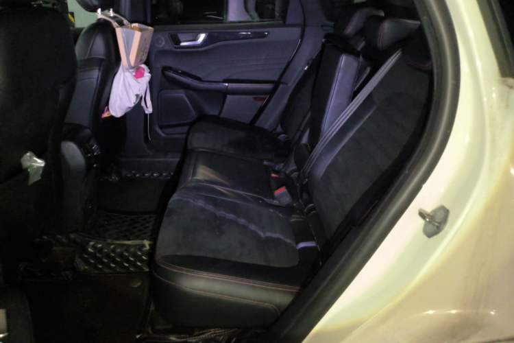 Used Ford Escape 2020 EcoBoost 245 Four-Wheel Drive ST-LINE Deluxe Edition Left Rear Seat