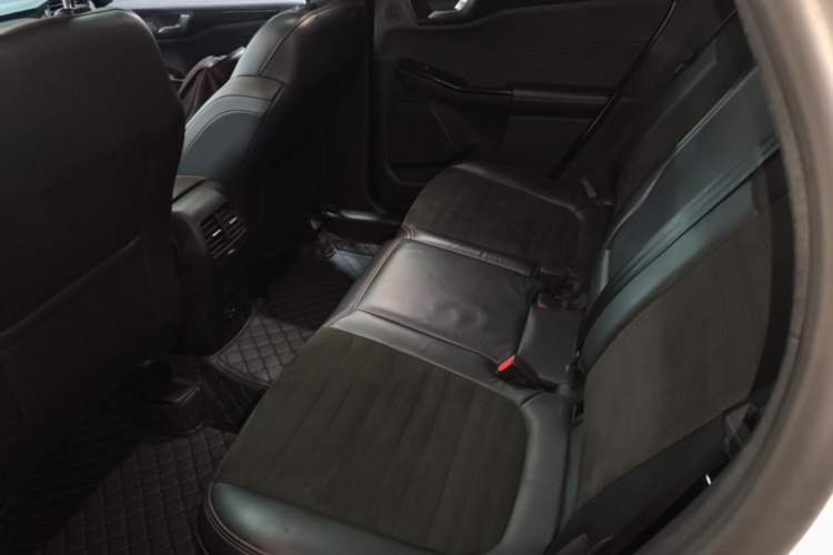 Used Ford Escape 2020 EcoBoost 245 Four-Wheel Drive ST-LINE Deluxe Edition Left Rear Seat
