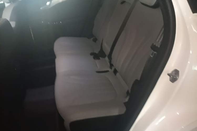 Used Ford Escape 2020 EcoBoost 245 Two-Wheel Drive Smart & Enjoyment Model Left Rear Seat