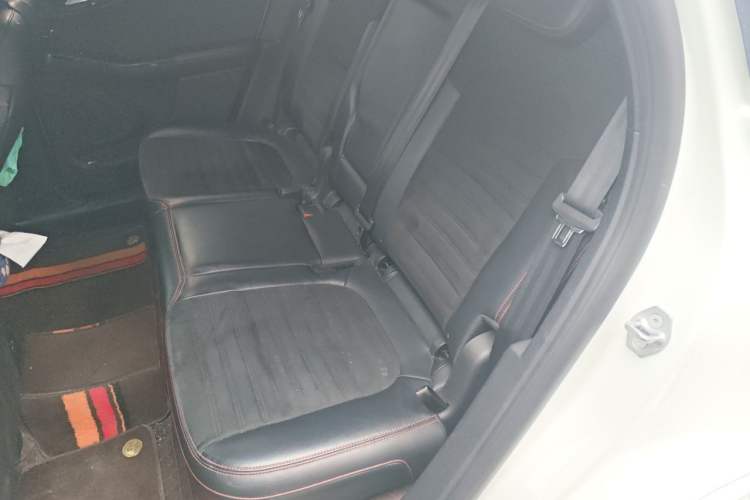 Used Ford Escape 2020 EcoBoost 245 Four-Wheel Drive ST-LINE Deluxe Edition Left Rear Seat