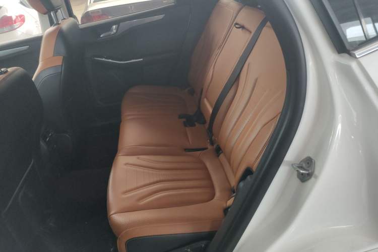 Used Ford Escape 2020 EcoBoost 245 Two-Wheel Drive Smart & Enjoyment Model Left Rear Seat