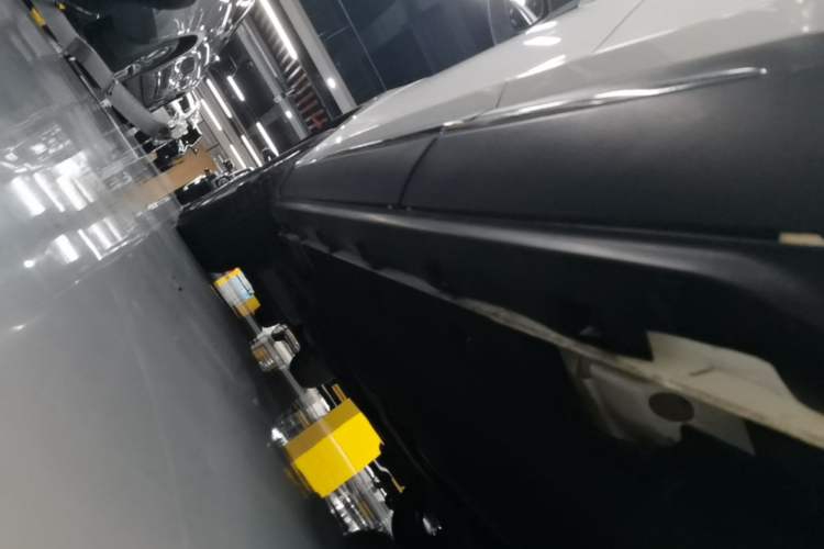 Used Ford Escape 2020 EcoBoost 245 Two-Wheel-Drive Titanium Edition Left Side Sill