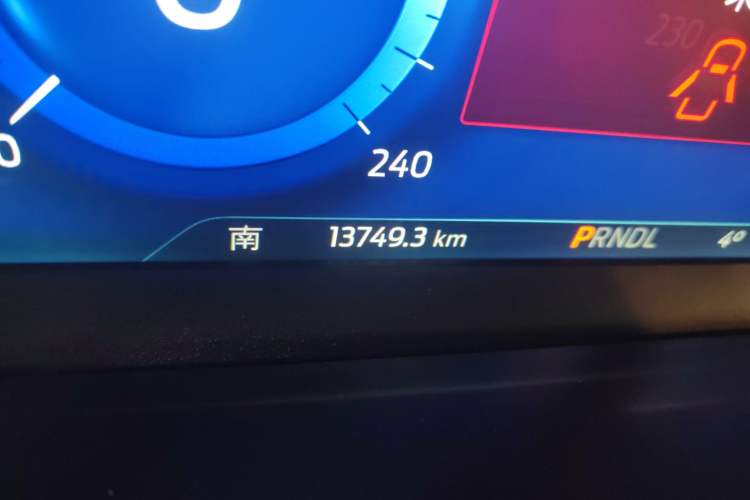Used Ford Escape 2020 EcoBoost 245 Four-Wheel Drive Luxury Edition Odometer Close Up