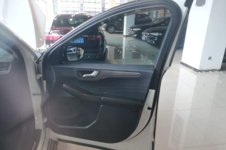 Used Ford Escape 2020 EcoBoost 245 4x4 Enjoyment Model Right Front Door Interior