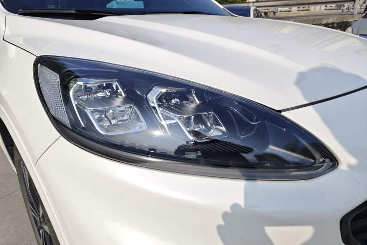 Used Ford Escape 2020 EcoBoost 245 Four-Wheel Drive ST-LINE Deluxe Edition