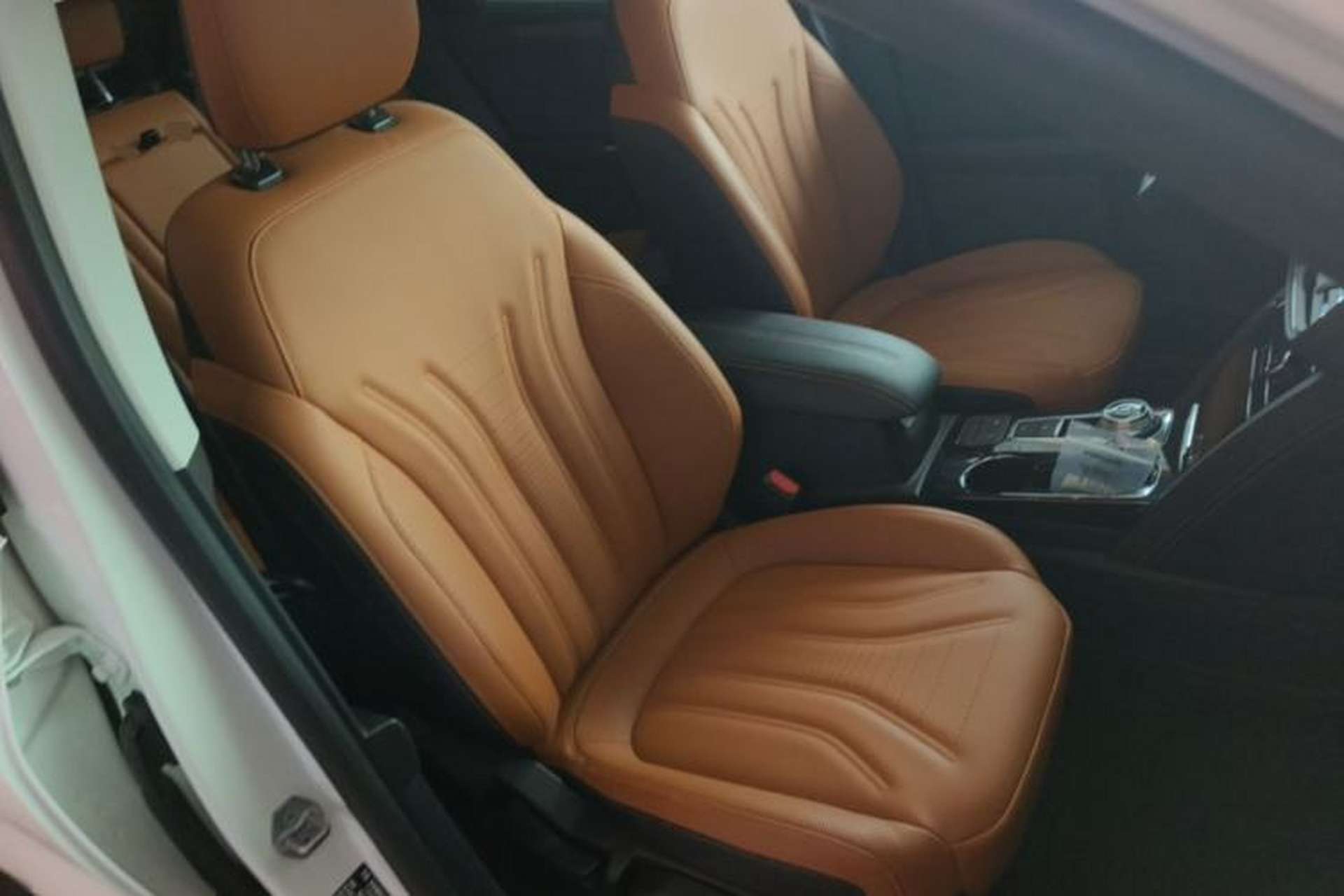 Used Ford Escape 2020 EcoBoost 245 Four-Wheel Drive Luxury Edition Right Front Seat