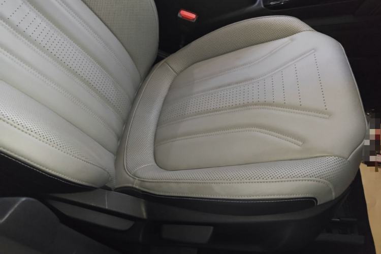 Used Ford Escape 2020 EcoBoost 245 Two-Wheel-Drive Titanium Edition Right Front Seat