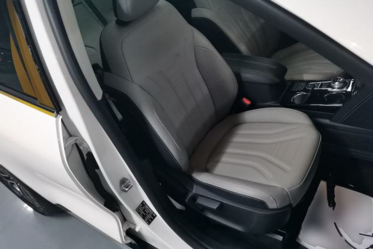 Used Ford Escape 2020 EcoBoost 245 Two-Wheel-Drive Titanium Edition Right Front Seat