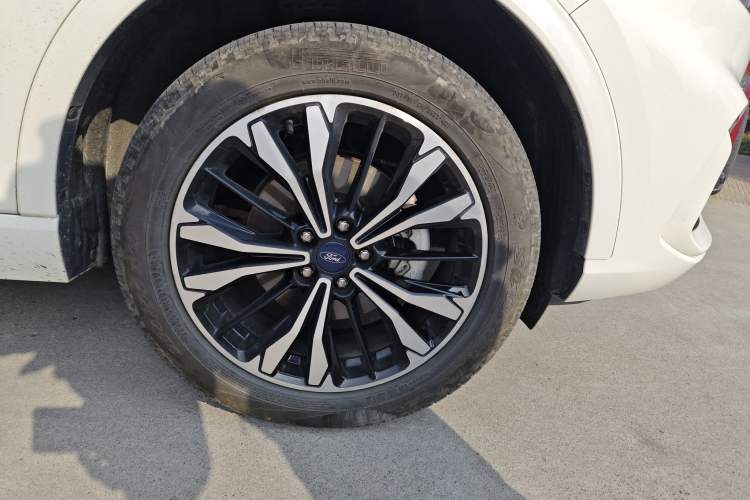 Used Ford Escape 2020 EcoBoost 245 Four-Wheel Drive ST-LINE Deluxe Edition