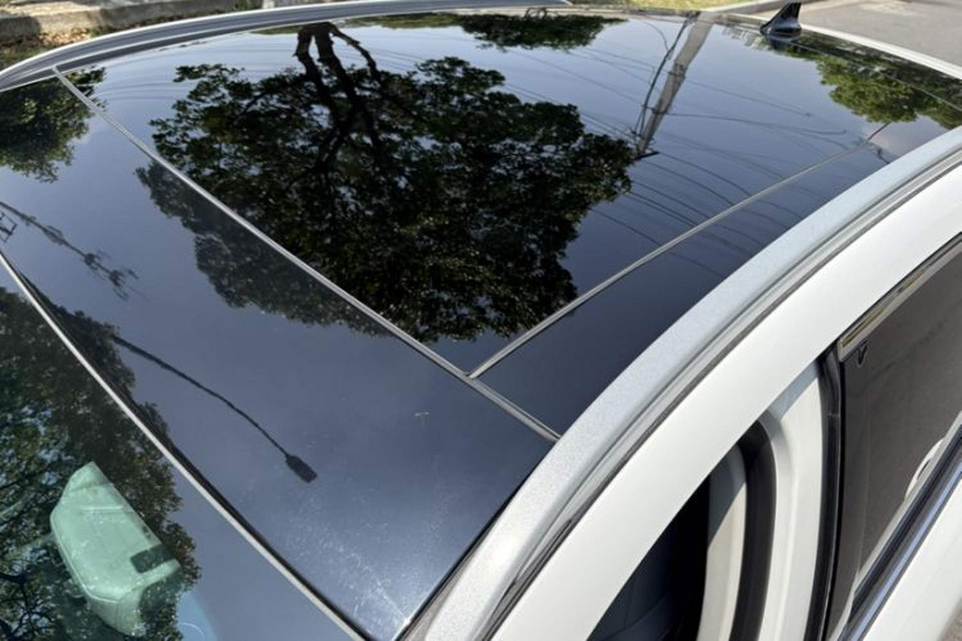 Used Ford Escape 2020 EcoBoost 245 Two-Wheel-Drive Titanium Edition Roof