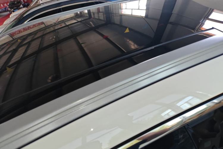 Used Ford Escape 2020 EcoBoost 245 Two-Wheel-Drive Titanium Edition Roof