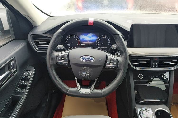 Used Ford Escape 2020 EcoBoost 245 Two-Wheel-Drive Titanium Edition Steering Wheel