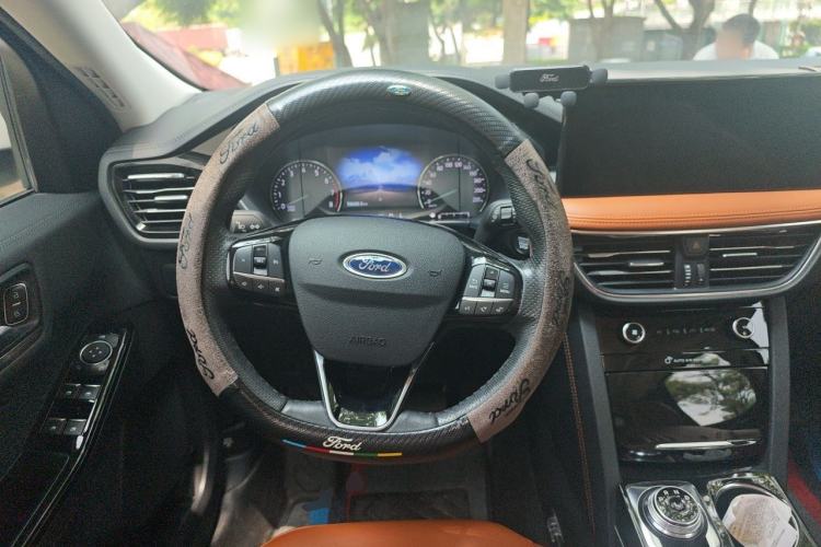 Used Ford Escape 2020 EcoBoost 245 Two-Wheel Drive Smart & Enjoyment Model Steering Wheel