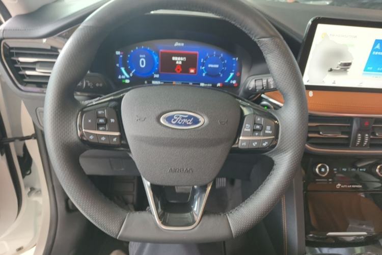 Used Ford Escape 2020 EcoBoost 245 Four-Wheel Drive Luxury Edition Steering Wheel