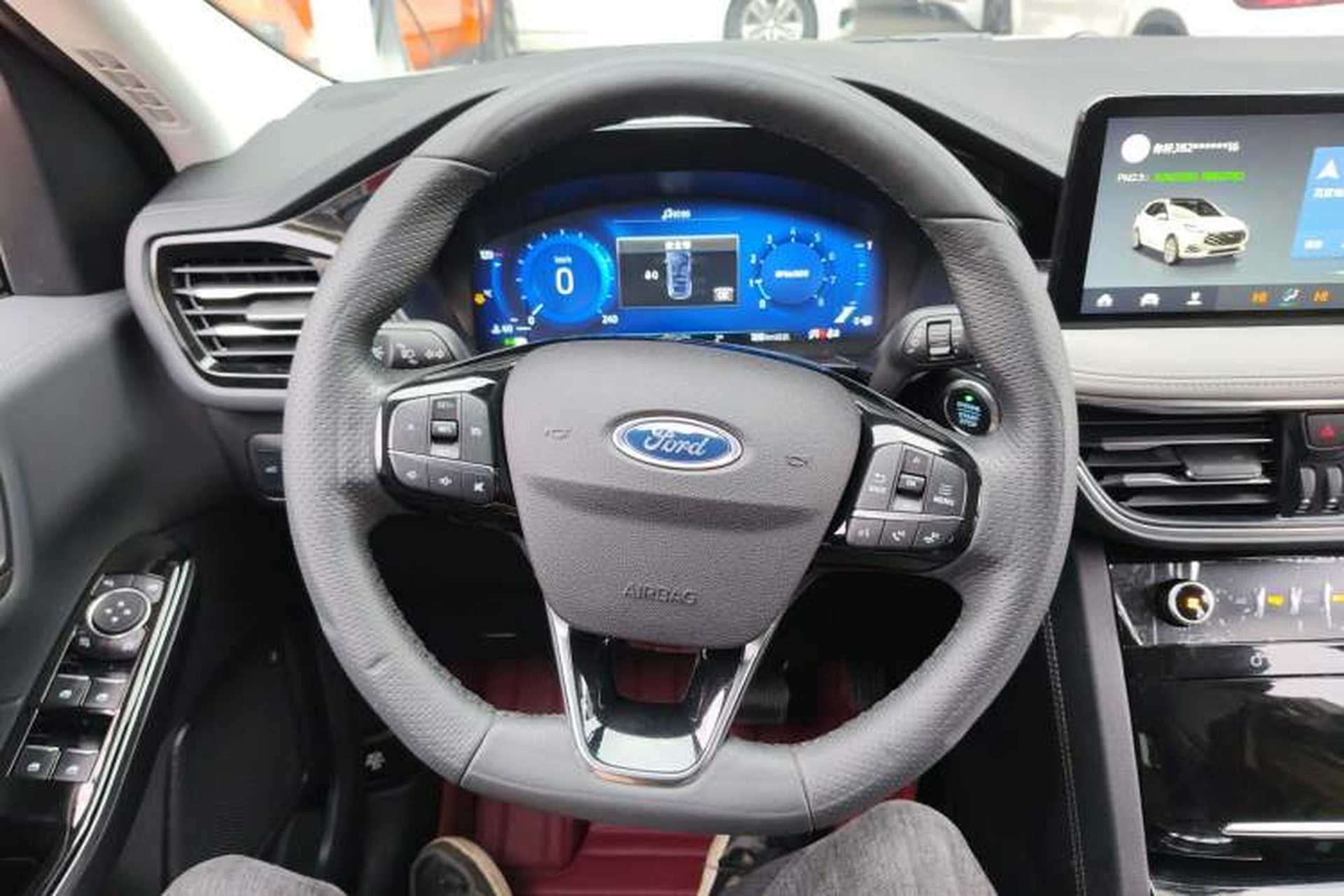 Used Ford Escape 2020 EcoBoost 245 Four-Wheel Drive Luxury Edition Steering Wheel