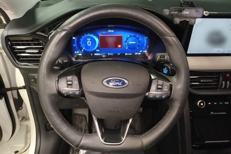 Used Ford Escape 2020 EcoBoost 245 Four-Wheel Drive Luxury Edition Steering Wheel