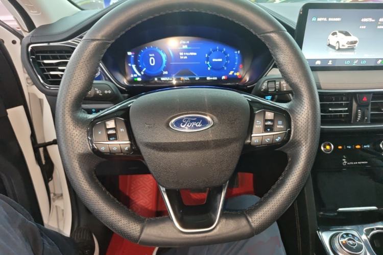 Used Ford Escape 2020 EcoBoost 245 Four-Wheel Drive Luxury Edition Steering Wheel