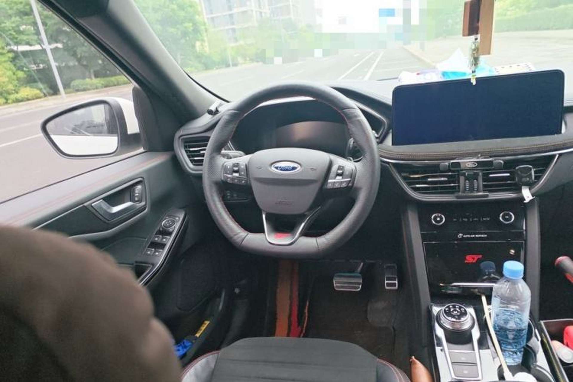 Used Ford Escape 2020 EcoBoost 245 Four-Wheel Drive ST-LINE Deluxe Edition Steering Wheel