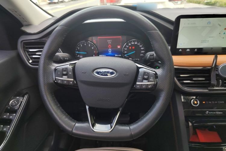 Used Ford Escape 2020 EcoBoost 245 Two-Wheel-Drive Titanium Edition Steering Wheel