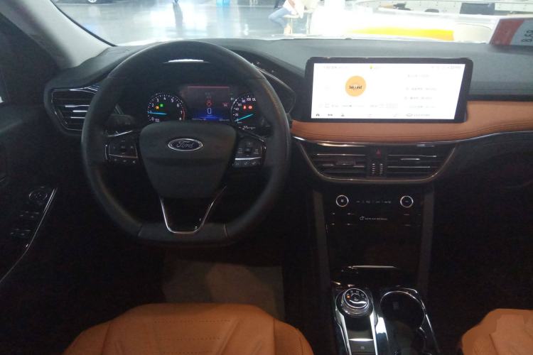 Used Ford Escape 2020 EcoBoost 245 Two-Wheel-Drive Titanium Edition Steering Wheel