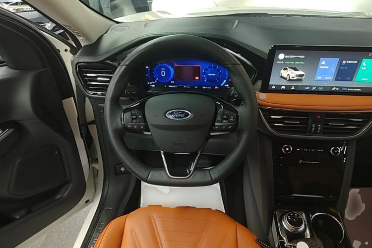 Used Ford Escape 2020 EcoBoost 245 Four-Wheel Drive Luxury Edition Steering Wheel
