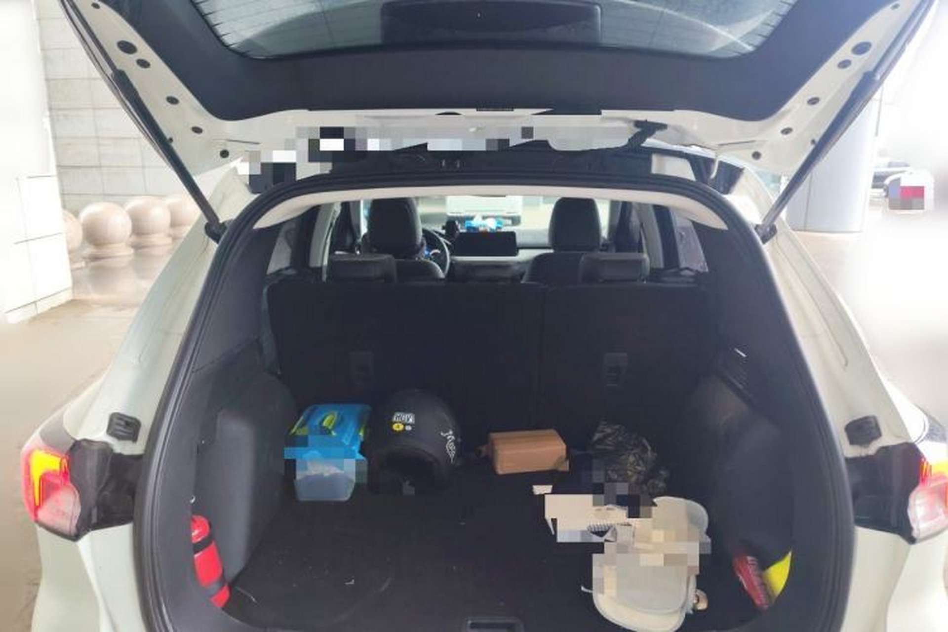 Used Ford Escape 2020 EcoBoost 245 Two-Wheel-Drive Comfort Edition Trunk