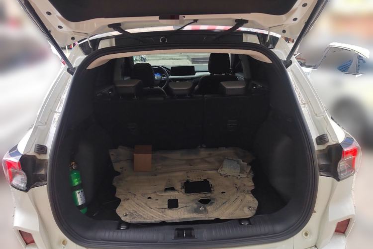 Used Ford Escape 2020 EcoBoost 245 4x4 Enjoyment Model Trunk