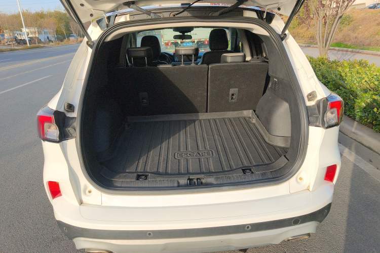 Used Ford Escape 2020 EcoBoost 245 Two-Wheel-Drive Titanium Edition Trunk