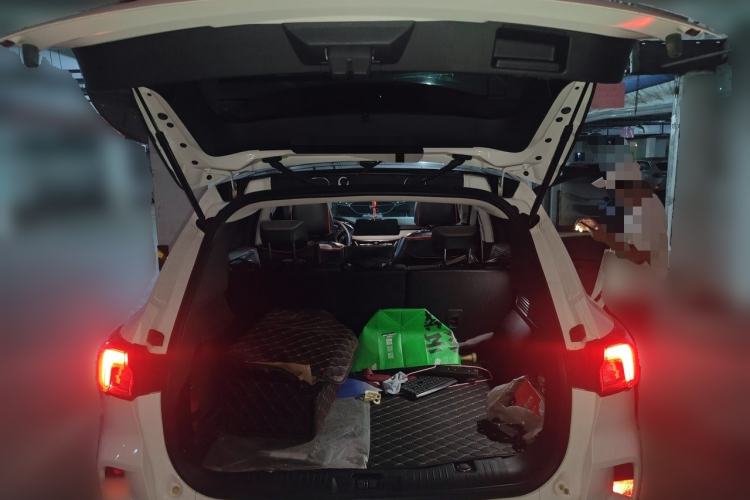 Used Ford Escape 2020 EcoBoost 245 Two-Wheel-Drive Titanium Edition Trunk