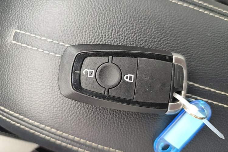 Used Ford Escape 2020 EcoBoost 245 Two-Wheel-Drive Titanium Edition Vehicle Key