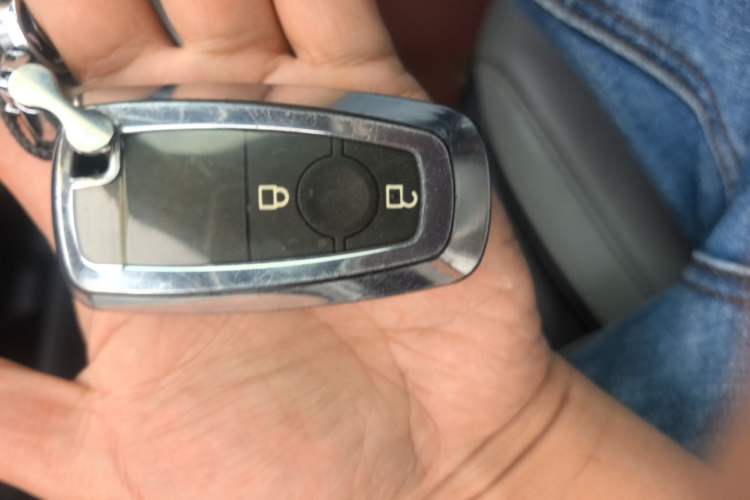 Used Ford Escape 2020 EcoBoost 245 Two-Wheel-Drive Comfort Edition Vehicle Key