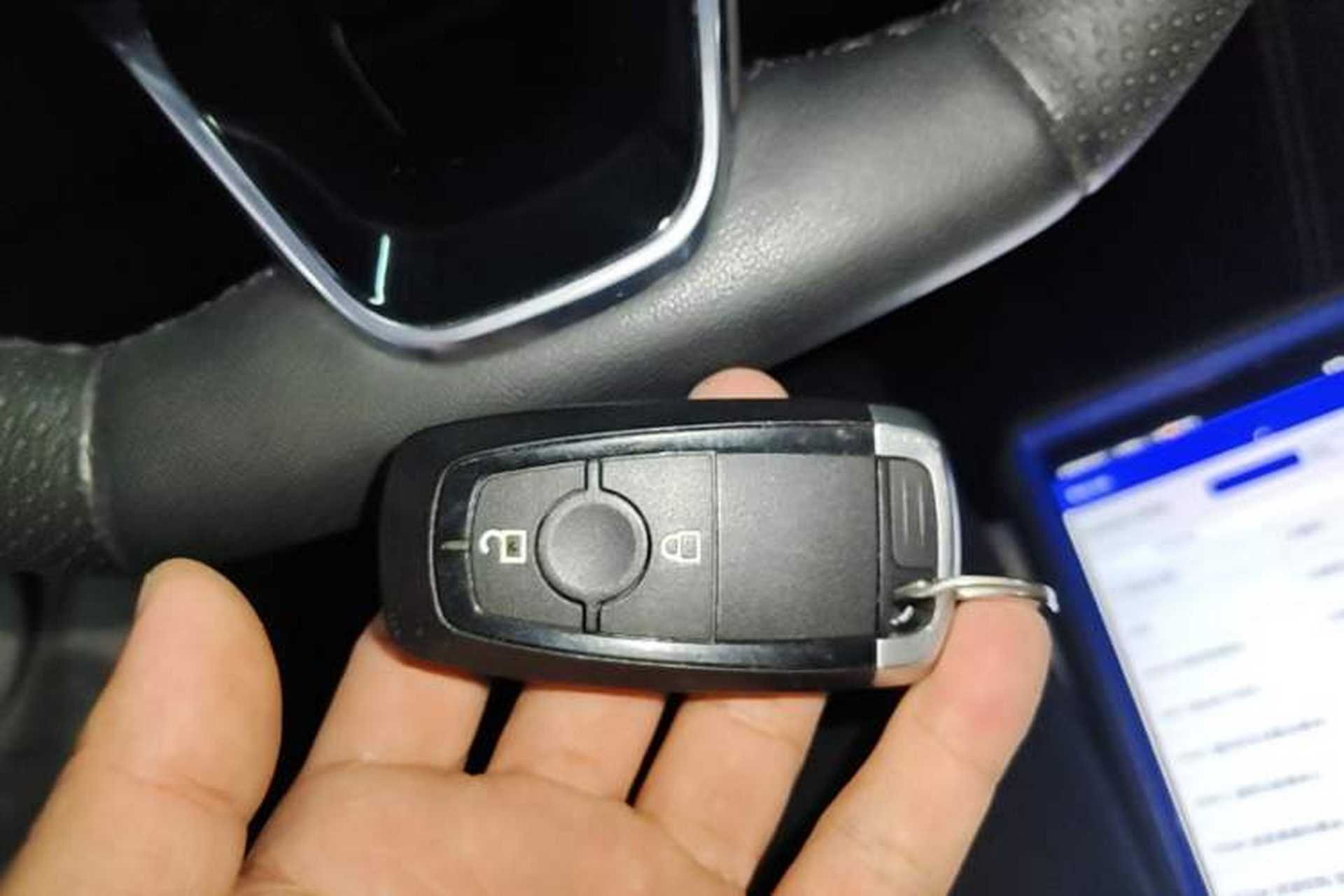 Used Ford Escape 2020 EcoBoost 245 Two-Wheel-Drive Titanium Edition Vehicle Key
