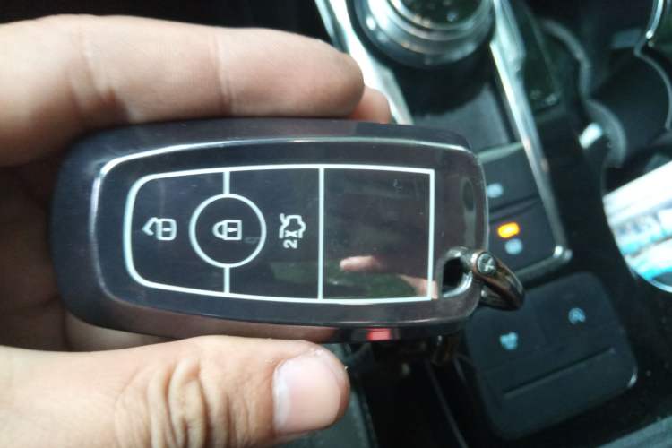 Used Ford Escape 2020 EcoBoost 245 Two-Wheel Drive Smart & Enjoyment Model Vehicle Key