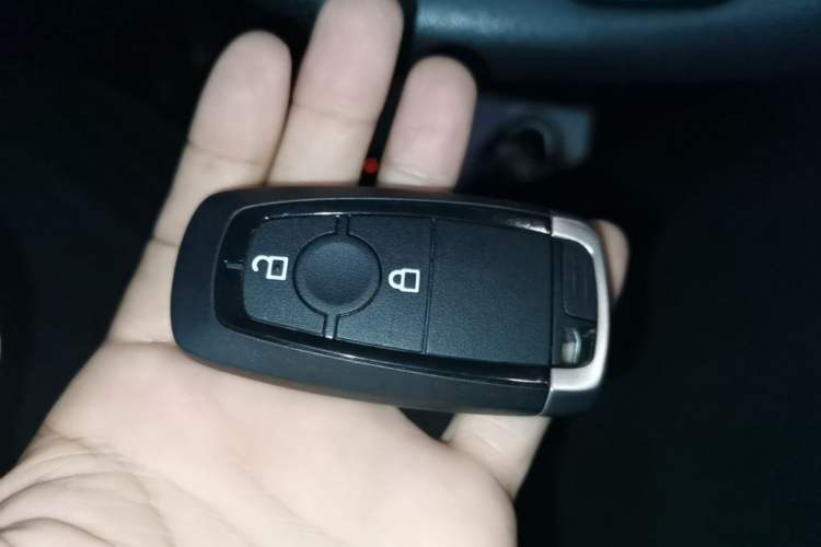 Used Ford Escape 2020 EcoBoost 245 Two-Wheel-Drive Titanium Edition Vehicle Key