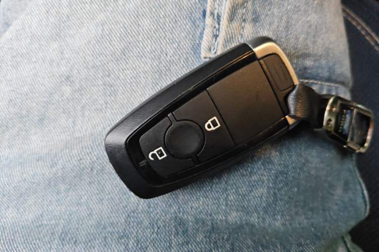 Used Ford Escape 2020 EcoBoost 245 Two-Wheel-Drive Titanium Edition Vehicle Key