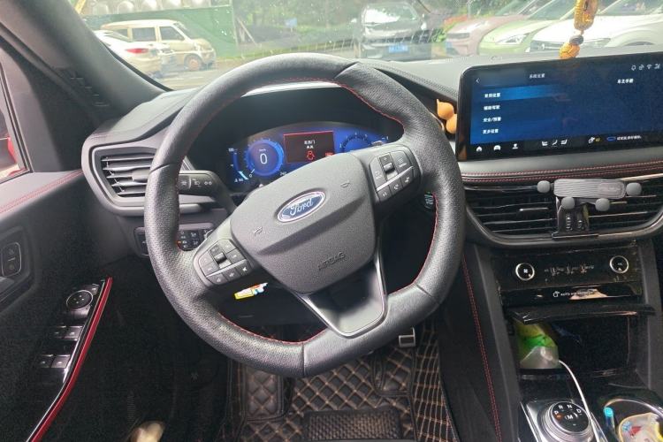 Used Ford Escape 2023 EcoBoost 245 Four-Wheel Drive ST-LINE Pro Trim Steering Wheel