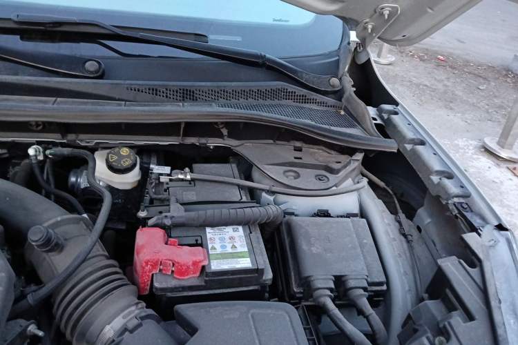 Used Ford Escape 2023 EcoBoost 245 Four-Wheel Drive ST-LINE Pro Trim Engine Bay Left
