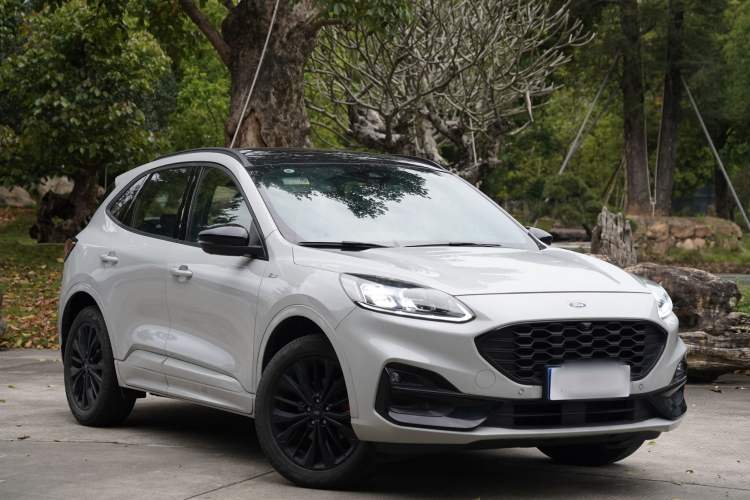 Used Ford Escape 2023 EcoBoost 245 Four-Wheel Drive ST-LINE Pro Trim Exterior 2