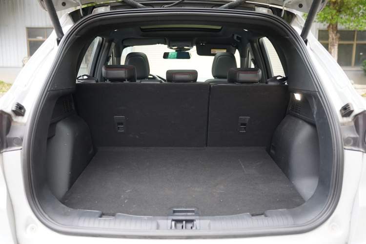 Used Ford Escape 2023 EcoBoost 245 Four-Wheel Drive ST-LINE Pro Trim Interior 6