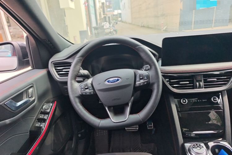 Used Ford Escape 2023 EcoBoost 245 Four-Wheel Drive ST-LINE Pro Trim Steering Wheel