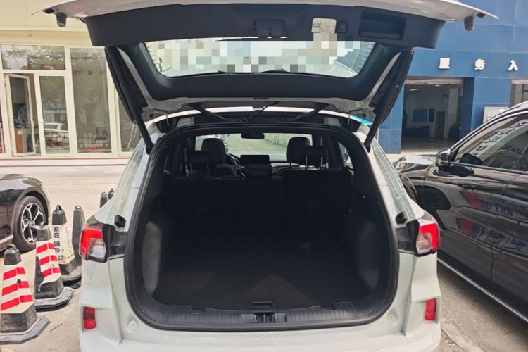 Used Ford Escape 2023 EcoBoost 245 Four-Wheel Drive ST-LINE Pro Trim Trunk