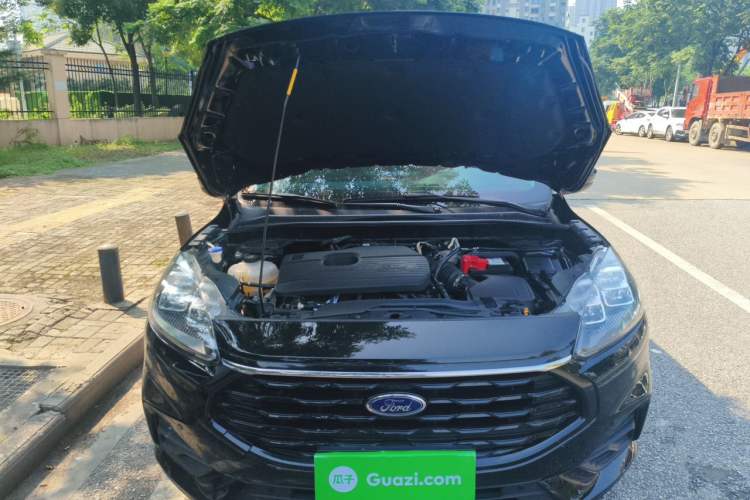 Used Ford Escape 2024 EcoBoost 245 Four-Wheel Drive Prestige Model Engine Bay