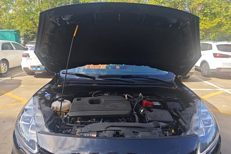 Used Ford Escape 2024 EcoBoost 245 Two-Wheel-Drive Titanium Edition Engine Bay