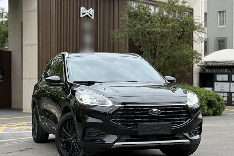 Used Ford Escape 2024 EcoBoost 245 Two-Wheel-Drive Titanium Edition Exterior 2
