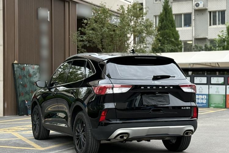 Used Ford Escape 2024 EcoBoost 245 Two-Wheel-Drive Titanium Edition Exterior 3